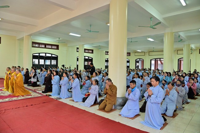 Preaching dharma at Bich Thuong pagoda and TayKhanh pagoda in the eighth day of propagation trip in the Northern