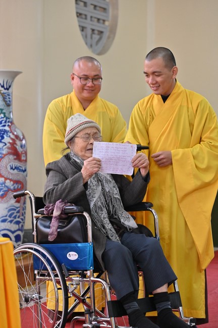 Preaching dharma at Bich Thuong pagoda and TayKhanh pagoda in the eighth day of propagation trip in the Northern