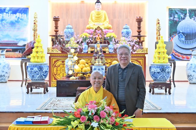 Preaching dharma at Bich Thuong pagoda and TayKhanh pagoda in the eighth day of propagation trip in the Northern