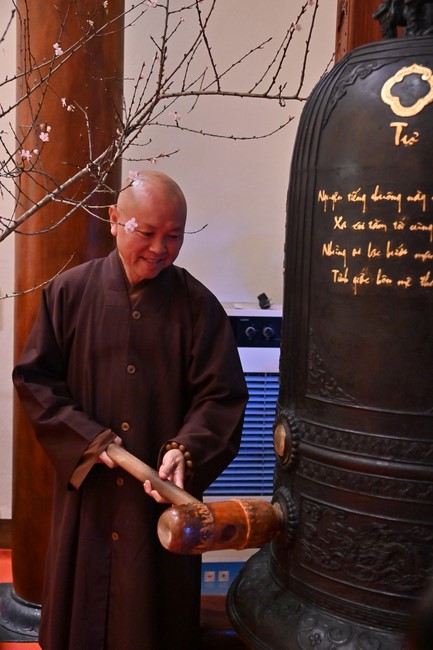 Preaching dharma at Bich Thuong pagoda and TayKhanh pagoda in the eighth day of propagation trip in the Northern