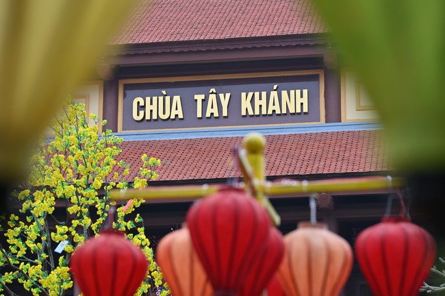 Preaching dharma at Bich Thuong pagoda and TayKhanh pagoda in the eighth day of propagation trip in the Northern