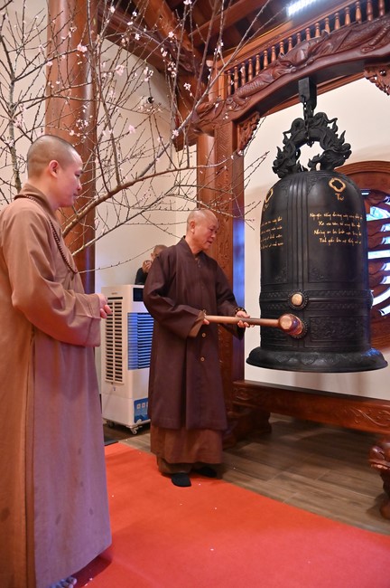 Preaching dharma at Bich Thuong pagoda and TayKhanh pagoda in the eighth day of propagation trip in the Northern