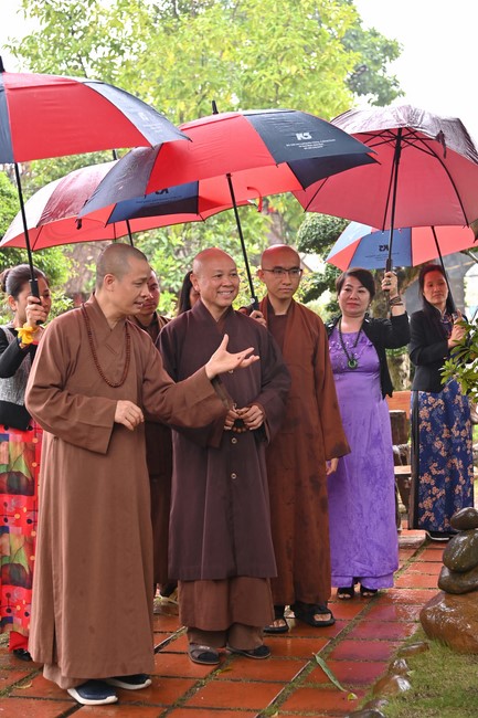Preaching dharma at Bich Thuong pagoda and TayKhanh pagoda in the eighth day of propagation trip in the Northern