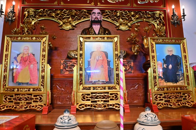 Preaching dharma at Bich Thuong pagoda and TayKhanh pagoda in the eighth day of propagation trip in the Northern