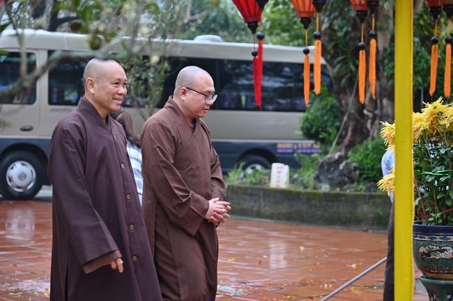 Preaching dharma at Bich Thuong pagoda and TayKhanh pagoda in the eighth day of propagation trip in the Northern