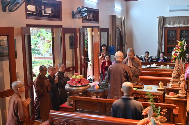 Preaching dharma at Bich Thuong pagoda and TayKhanh pagoda in the eighth day of propagation trip in the Northern