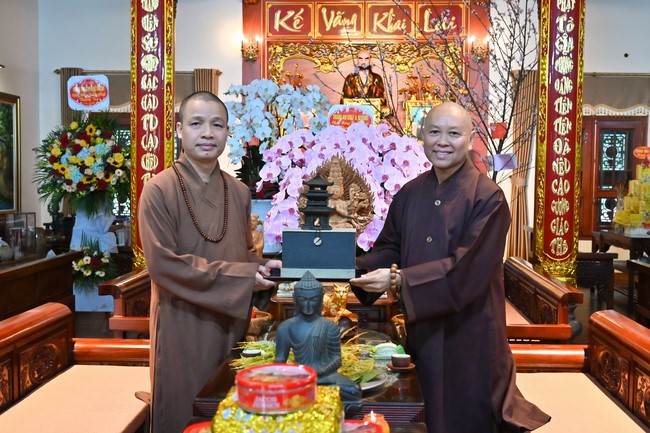 Preaching dharma at Bich Thuong pagoda and TayKhanh pagoda in the eighth day of propagation trip in the Northern