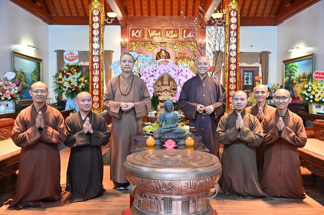 Preaching dharma at Bich Thuong pagoda and TayKhanh pagoda in the eighth day of propagation trip in the Northern