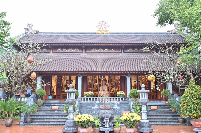Preaching dharma at Bich Thuong pagoda and TayKhanh pagoda in the eighth day of propagation trip in the Northern