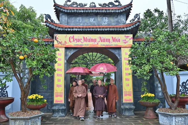 Preaching dharma at Bich Thuong pagoda and TayKhanh pagoda in the eighth day of propagation trip in the Northern