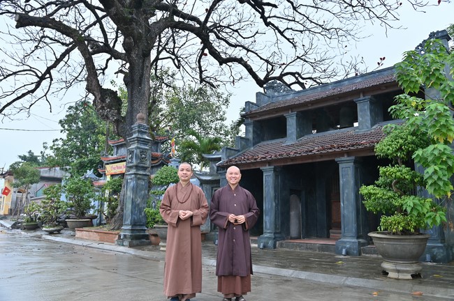 Preaching dharma at Bich Thuong pagoda and TayKhanh pagoda in the eighth day of propagation trip in the Northern