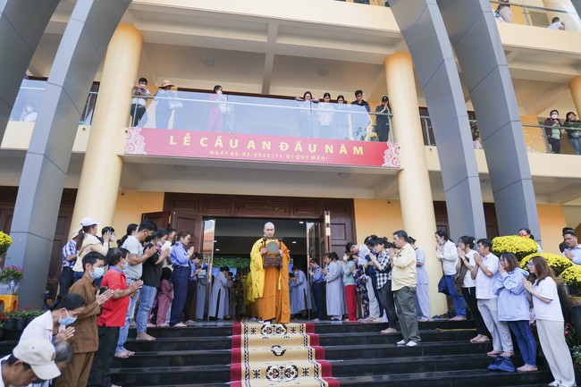 Lễ Cầu an đầu năm