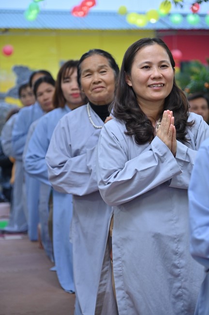 Ngày thứ chín, chuyến Phật sự miền Bắc, giảng pháp tại chùa Đống Cao – chùa Càn Môn