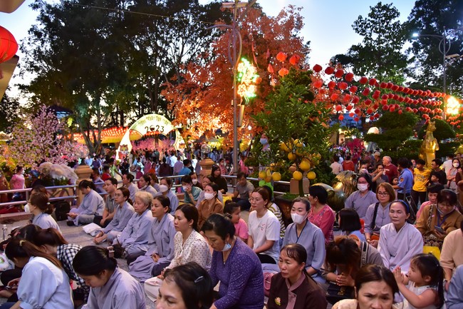 Dharma talk at the New-year beginning Five dharma being hard to achieve in life