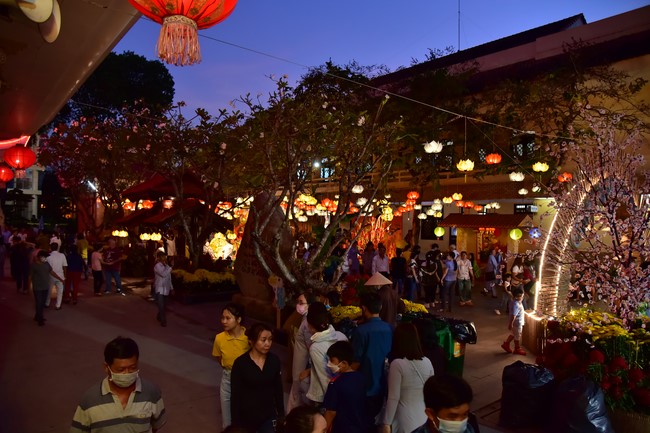 Dharma talk at the New-year beginning Five dharma being hard to achieve in life