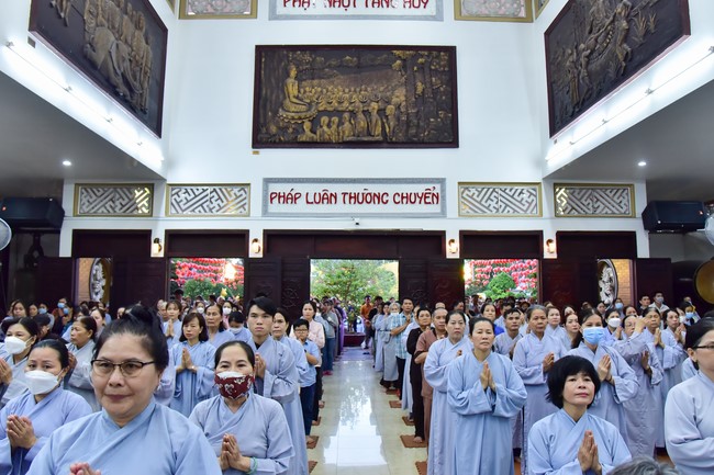 Dharma talk at the New-year beginning Five dharma being hard to achieve in life