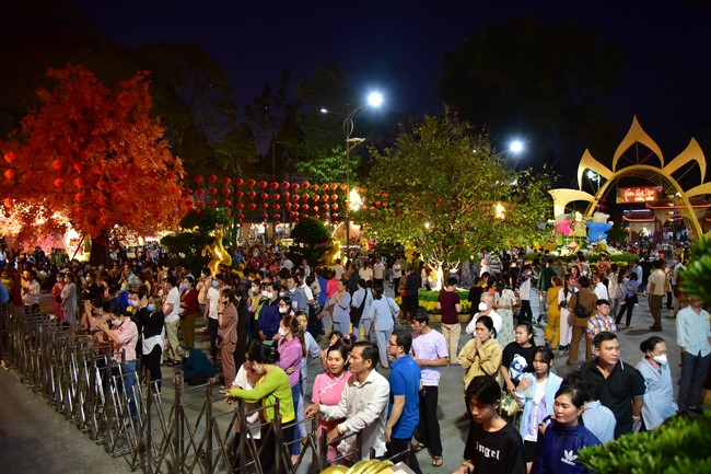 Dharma talk at the New-year beginning Five dharma being hard to achieve in life