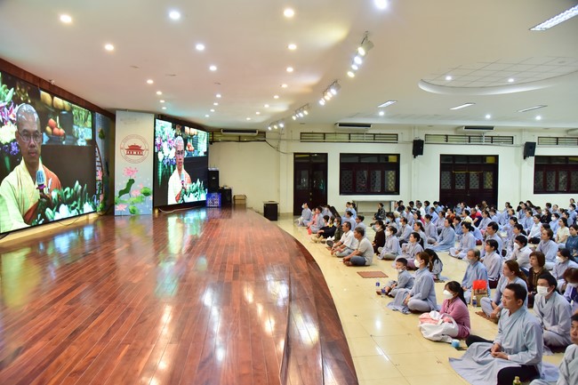 Dharma talk at the New-year beginning Five dharma being hard to achieve in life