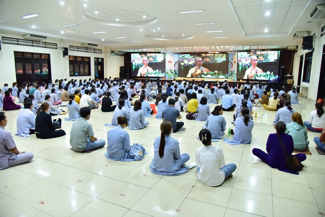 Dharma talk at the New-year beginning Five dharma being hard to achieve in life