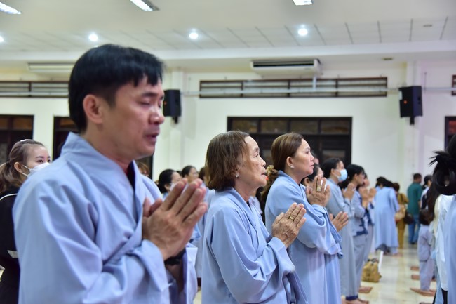 Dharma talk at the New-year beginning Five dharma being hard to achieve in life