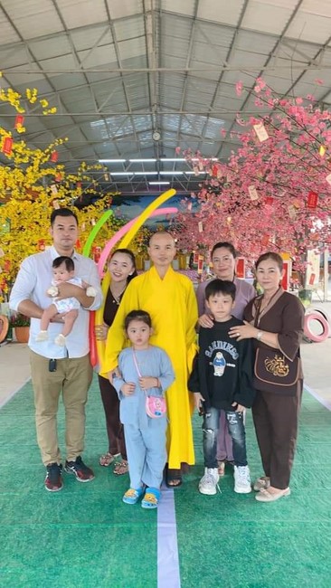Peace praying ceremony at Hoang Phap Cambodia Temple  in the new year