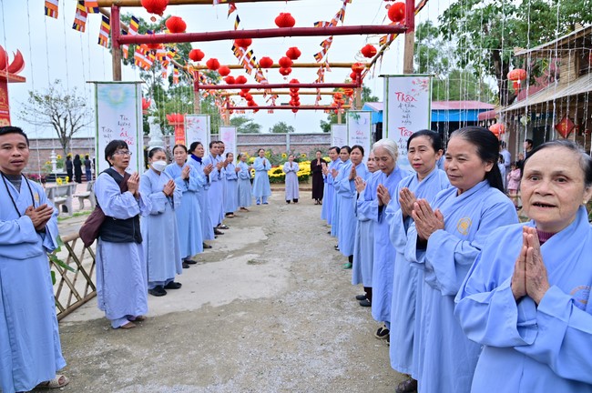 Preaching dharma at Co Am pagoda, Tu Phap pagoda, and Phuc Hai   pagoda in the tenth day of propagation trip in the Northern