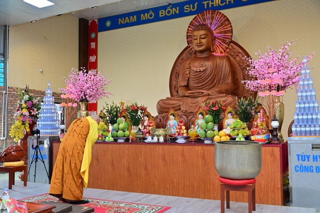 Preaching dharma at Co Am pagoda, Tu Phap pagoda, and Phuc Hai   pagoda in the tenth day of propagation trip in the Northern