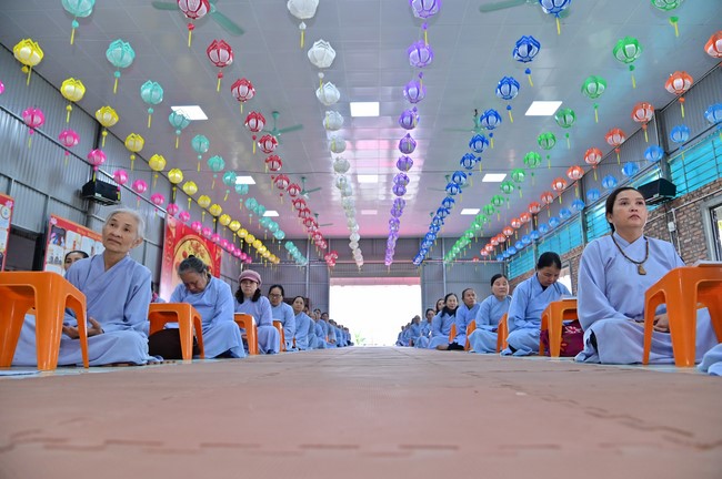 Preaching dharma at Co Am pagoda, Tu Phap pagoda, and Phuc Hai   pagoda in the tenth day of propagation trip in the Northern