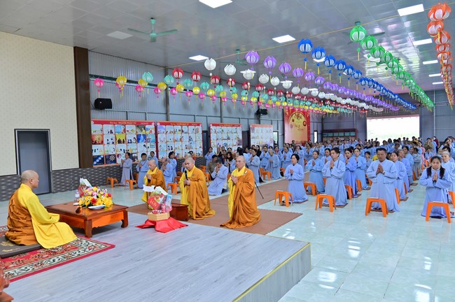 Preaching dharma at Co Am pagoda, Tu Phap pagoda, and Phuc Hai   pagoda in the tenth day of propagation trip in the Northern