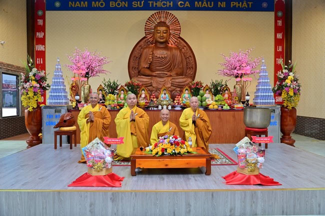 Preaching dharma at Co Am pagoda, Tu Phap pagoda, and Phuc Hai   pagoda in the tenth day of propagation trip in the Northern