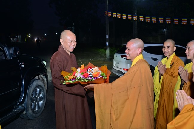Preaching dharma at Co Am pagoda, Tu Phap pagoda, and Phuc Hai   pagoda in the tenth day of propagation trip in the Northern