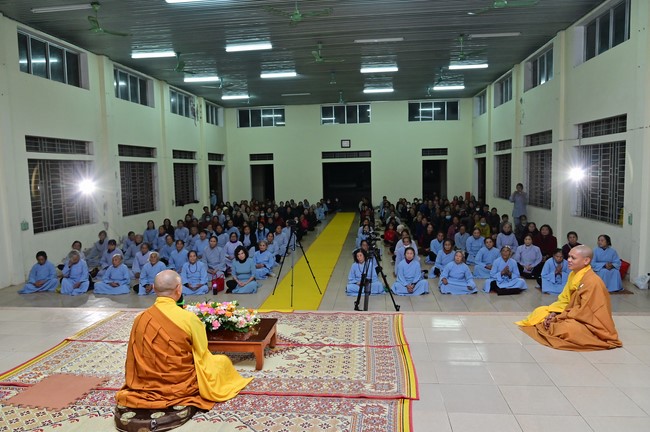 Preaching dharma at Co Am pagoda, Tu Phap pagoda, and Phuc Hai   pagoda in the tenth day of propagation trip in the Northern