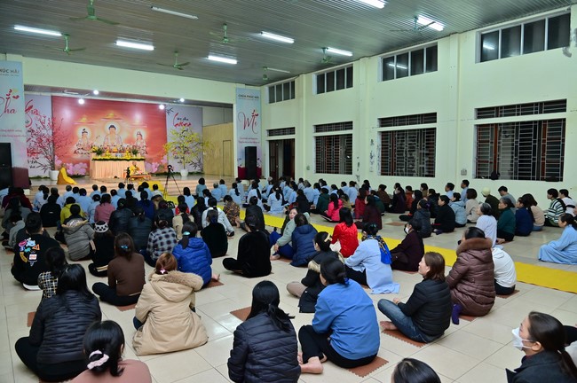 Preaching dharma at Co Am pagoda, Tu Phap pagoda, and Phuc Hai   pagoda in the tenth day of propagation trip in the Northern