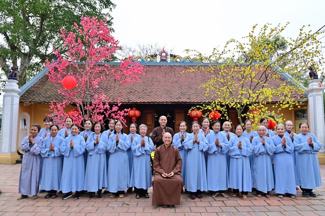 Preaching dharma at Co Am pagoda, Tu Phap pagoda, and Phuc Hai   pagoda in the tenth day of propagation trip in the Northern