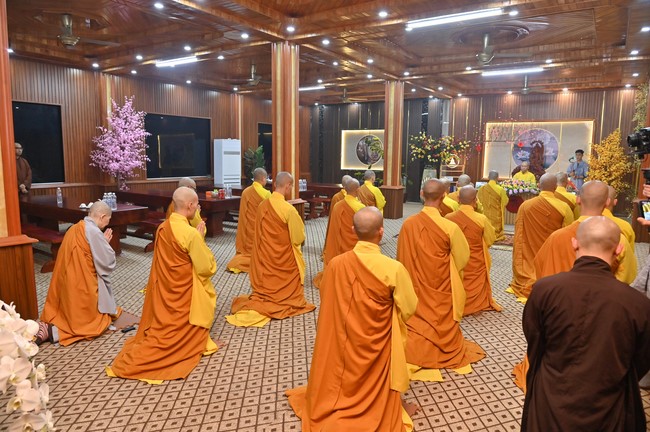 Preaching dharma at Co Am pagoda, Tu Phap pagoda, and Phuc Hai   pagoda in the tenth day of propagation trip in the Northern