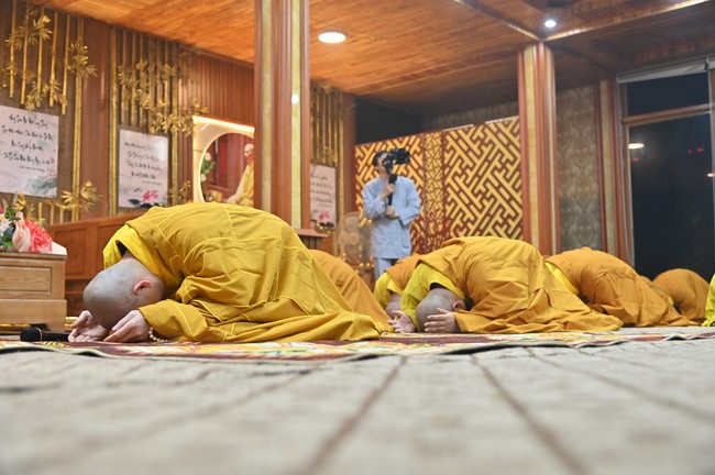 Preaching dharma at Co Am pagoda, Tu Phap pagoda, and Phuc Hai   pagoda in the tenth day of propagation trip in the Northern