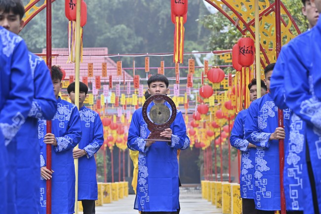 Preaching dharma at Co Am pagoda, Tu Phap pagoda, and Phuc Hai   pagoda in the tenth day of propagation trip in the Northern