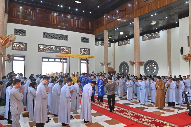 Preaching dharma at Co Am pagoda, Tu Phap pagoda, and Phuc Hai   pagoda in the tenth day of propagation trip in the Northern