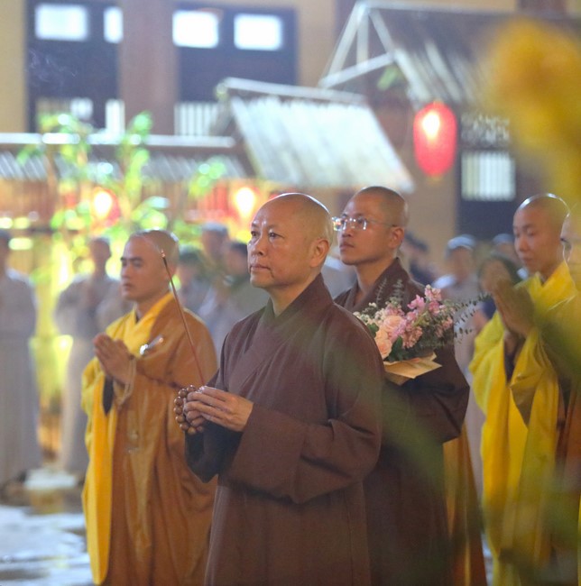 Preaching dharma at Co Am pagoda, Tu Phap pagoda, and Phuc Hai   pagoda in the tenth day of propagation trip in the Northern