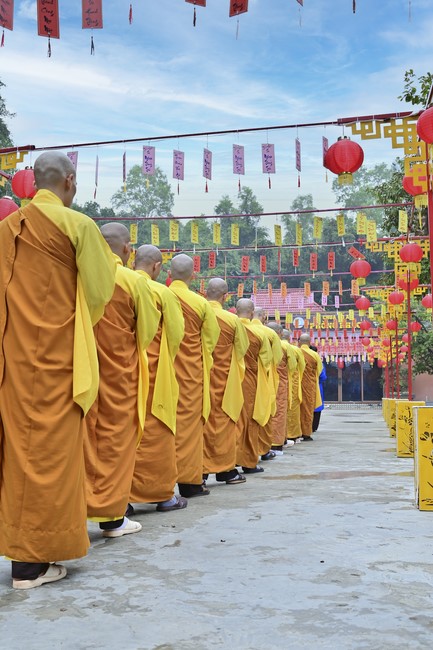Preaching dharma at Co Am pagoda, Tu Phap pagoda, and Phuc Hai   pagoda in the tenth day of propagation trip in the Northern