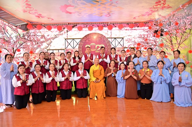 Ngày thứ mười hai, chuyến Phật sự miền Bắc, giảng pháp tại chùa Vạn Đại Phước – chùa Phúc Lạc