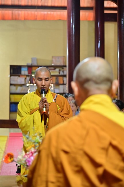 Ngày thứ mười hai, chuyến Phật sự miền Bắc, giảng pháp tại chùa Vạn Đại Phước – chùa Phúc Lạc