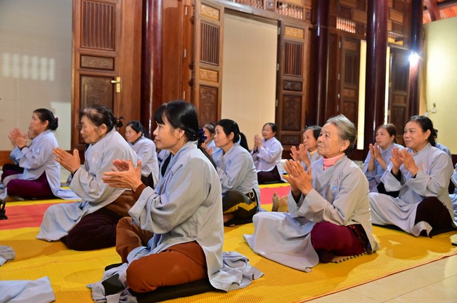 Ngày thứ mười hai, chuyến Phật sự miền Bắc, giảng pháp tại chùa Vạn Đại Phước – chùa Phúc Lạc