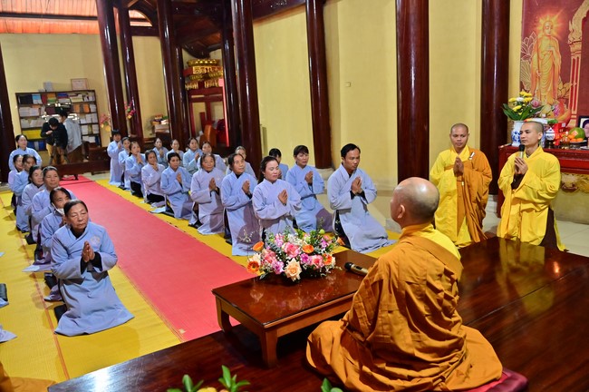 Ngày thứ mười hai, chuyến Phật sự miền Bắc, giảng pháp tại chùa Vạn Đại Phước – chùa Phúc Lạc