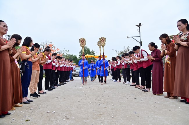 Ngày thứ mười hai, chuyến Phật sự miền Bắc, giảng pháp tại chùa Vạn Đại Phước – chùa Phúc Lạc