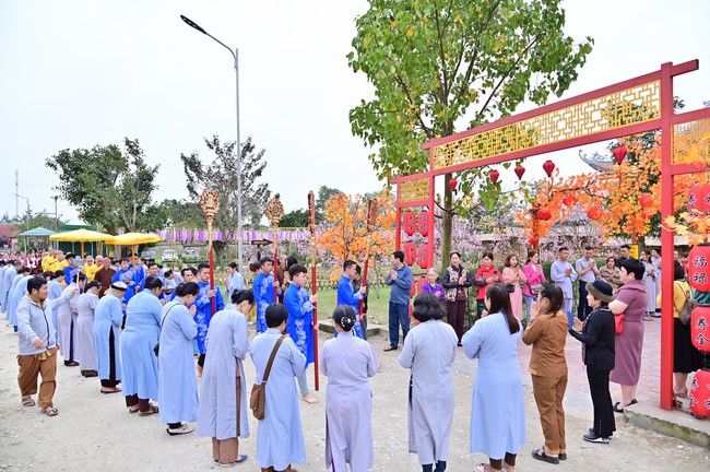 Ngày thứ mười hai, chuyến Phật sự miền Bắc, giảng pháp tại chùa Vạn Đại Phước – chùa Phúc Lạc