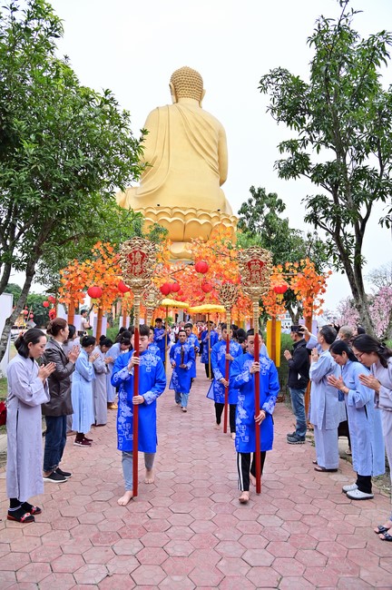 Ngày thứ mười hai, chuyến Phật sự miền Bắc, giảng pháp tại chùa Vạn Đại Phước – chùa Phúc Lạc