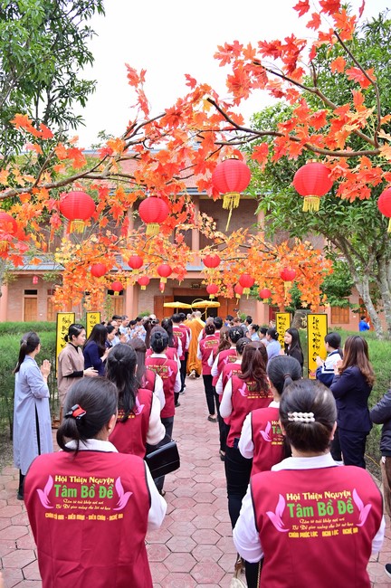 Ngày thứ mười hai, chuyến Phật sự miền Bắc, giảng pháp tại chùa Vạn Đại Phước – chùa Phúc Lạc