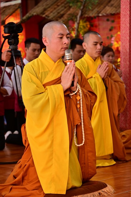 Ngày thứ mười hai, chuyến Phật sự miền Bắc, giảng pháp tại chùa Vạn Đại Phước – chùa Phúc Lạc