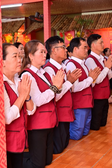 Ngày thứ mười hai, chuyến Phật sự miền Bắc, giảng pháp tại chùa Vạn Đại Phước – chùa Phúc Lạc